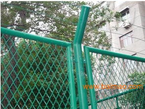 钢板网围栏,钢板网围栏生产厂家,钢板网围栏价格